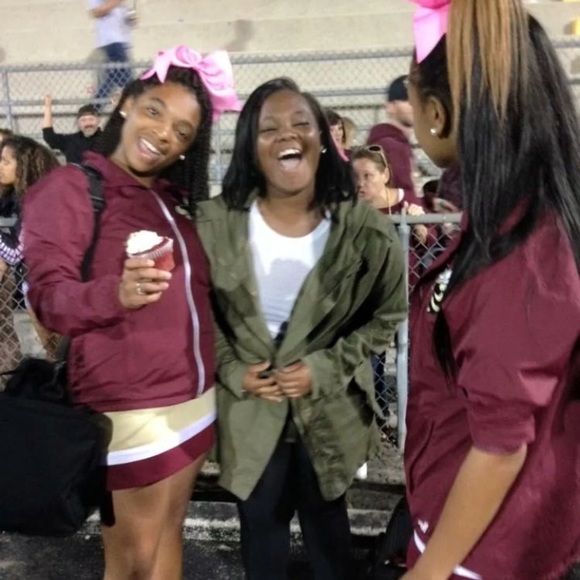 Army Green Trench Coat - Picture 4 of 4